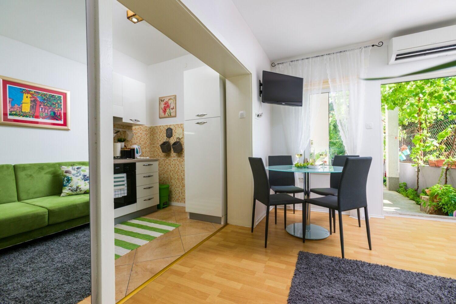 Apartment Jurica Kaštela Eksteriør bilde